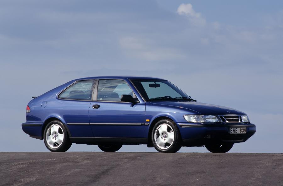  Saab 900 SE Turbo Coupe 1993 года  (фото 18 из 29)